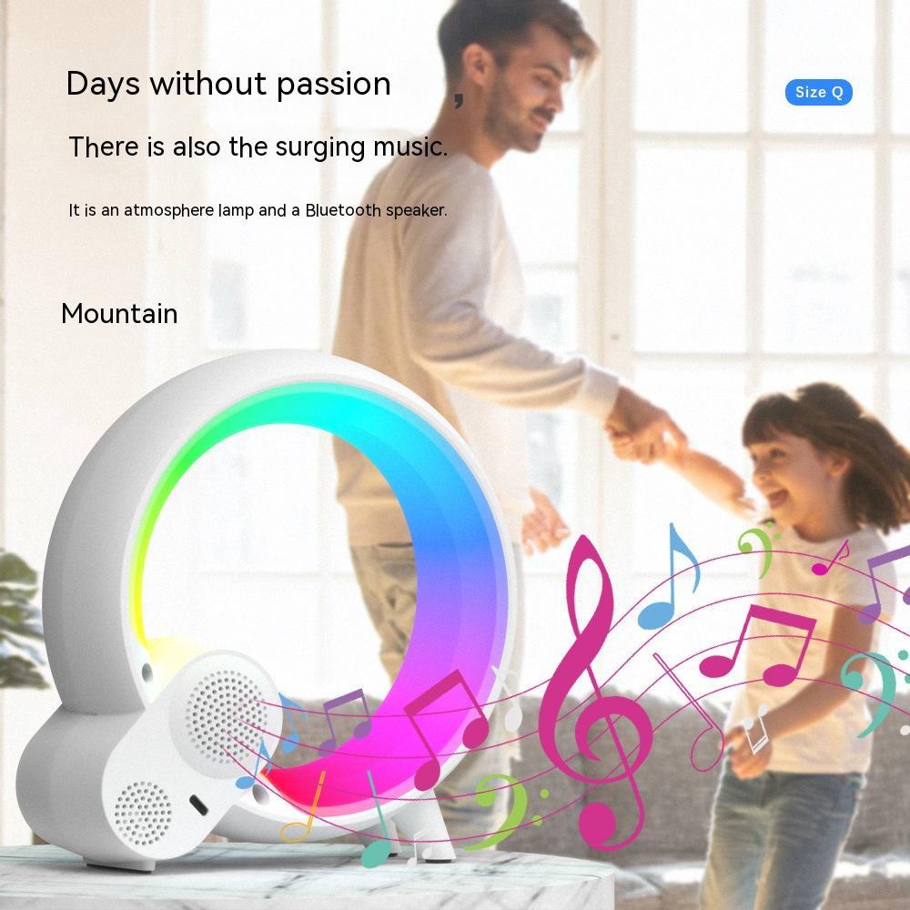 ساعة منبه رقمية تناظرية من Creative Q Light مزودة بشاشة عرض رقمية وصوت وبلوتوث وإضاءة جو ملونة ذكية للاستيقاظ