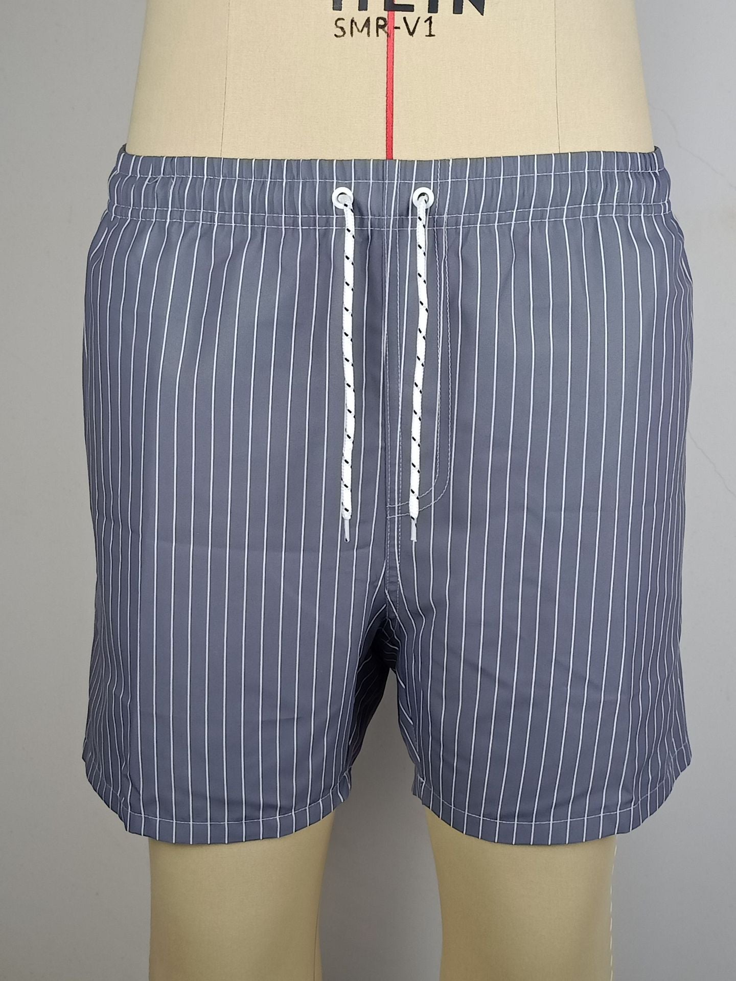 Polyester Fiber Striped Triangle Lining Shorts