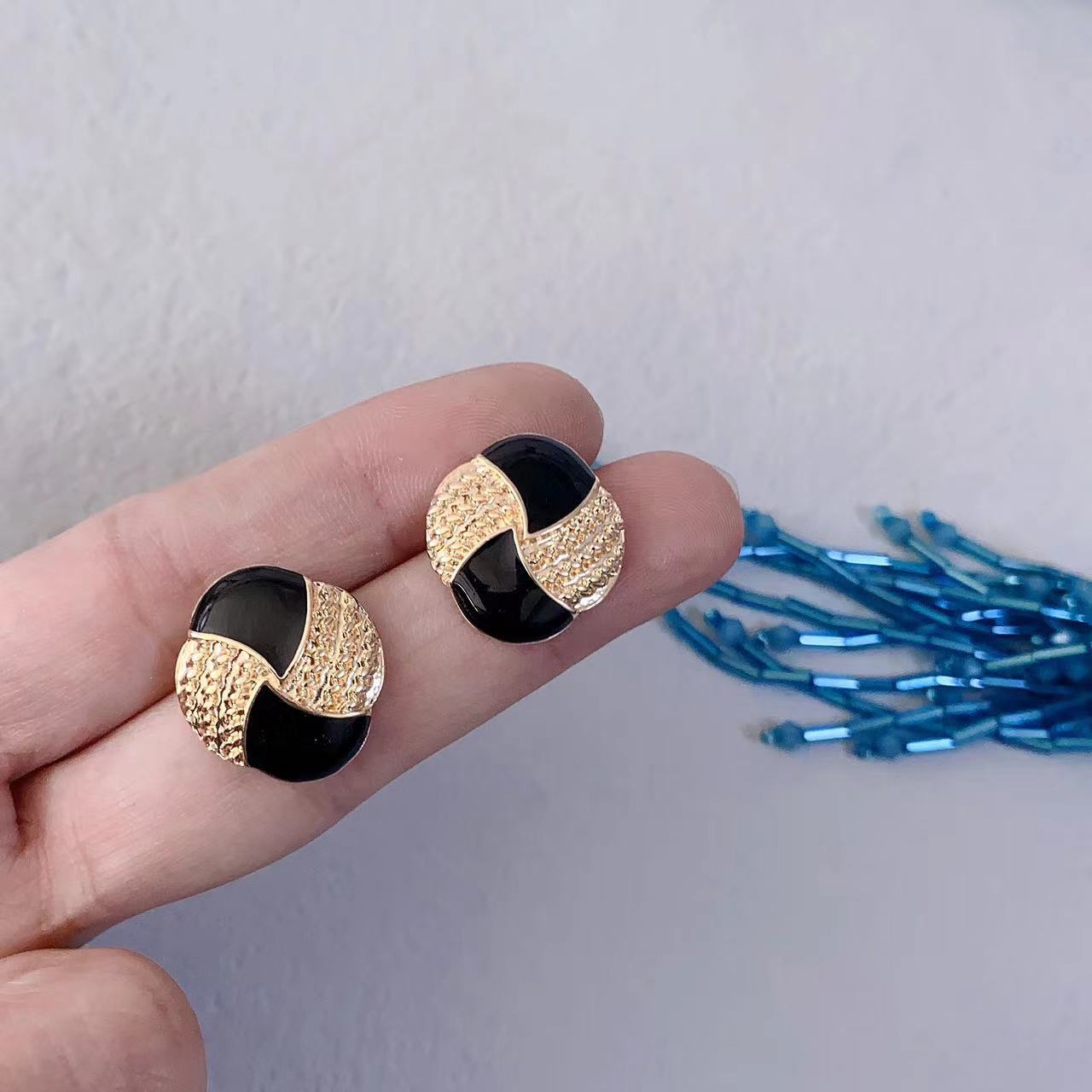 Vintage Dripping Enamel Geometric Ear Studs