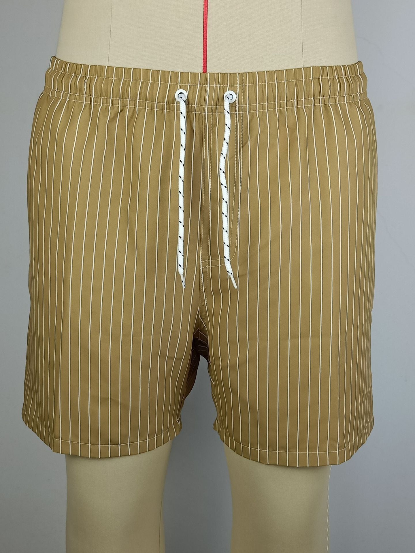 Polyester Fiber Striped Triangle Lining Shorts