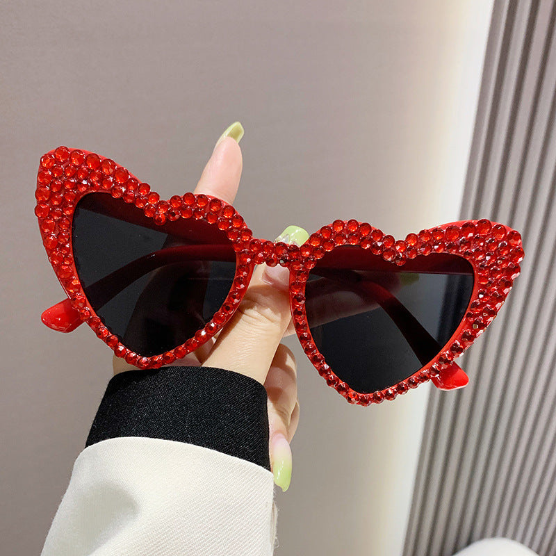 Female Cute Cat Eye Heart-shaped Sun Glasses - X2-Shopping