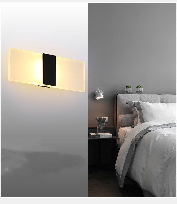 Wandleuchte mit USB-Ladefunktion für den Innenbereich