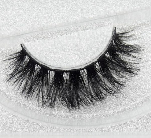 Künstliche Aurelia-Wimpern