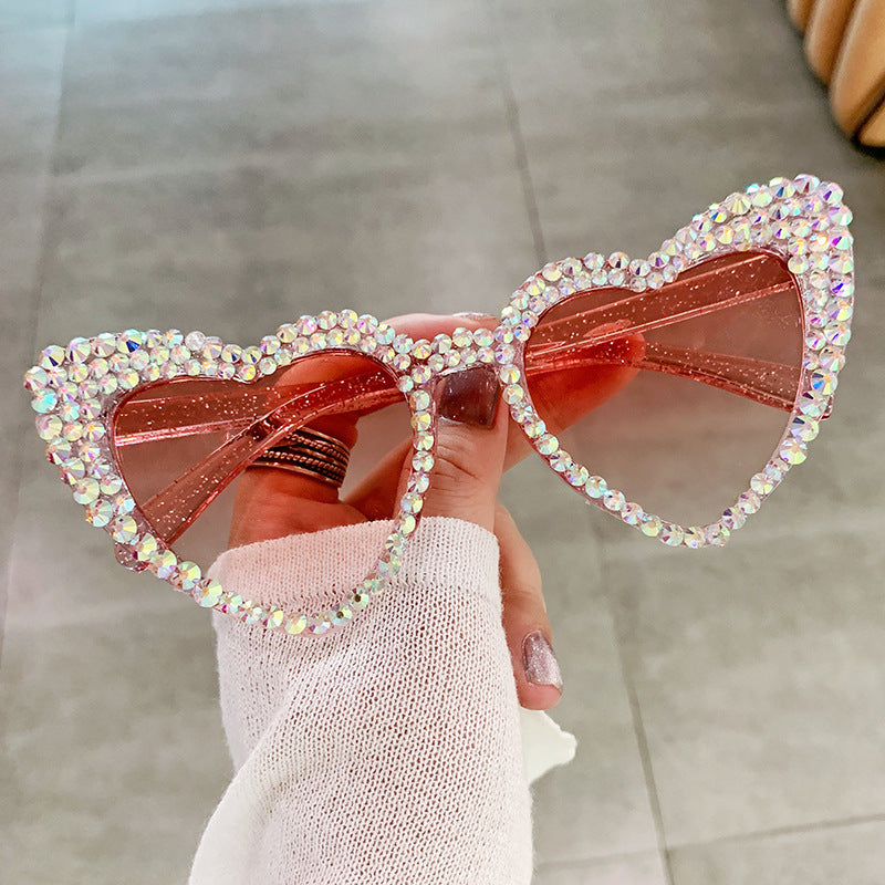 Female Cute Cat Eye Heart-shaped Sun Glasses - X2-Shopping