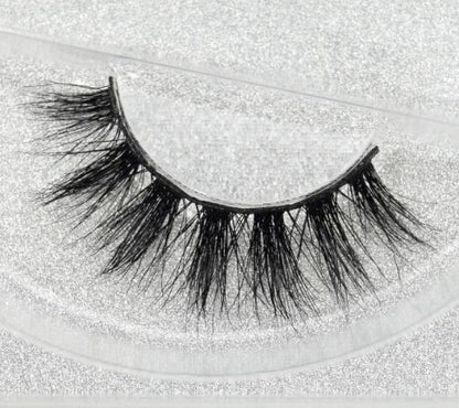 Künstliche Aurelia-Wimpern