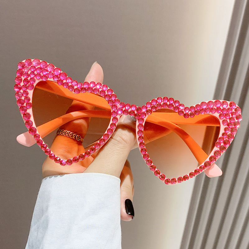 Female Cute Cat Eye Heart-shaped Sun Glasses - X2-Shopping