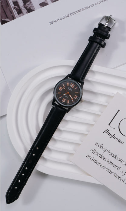 Men's Leather Strap Sports Pointer Quartz Watch