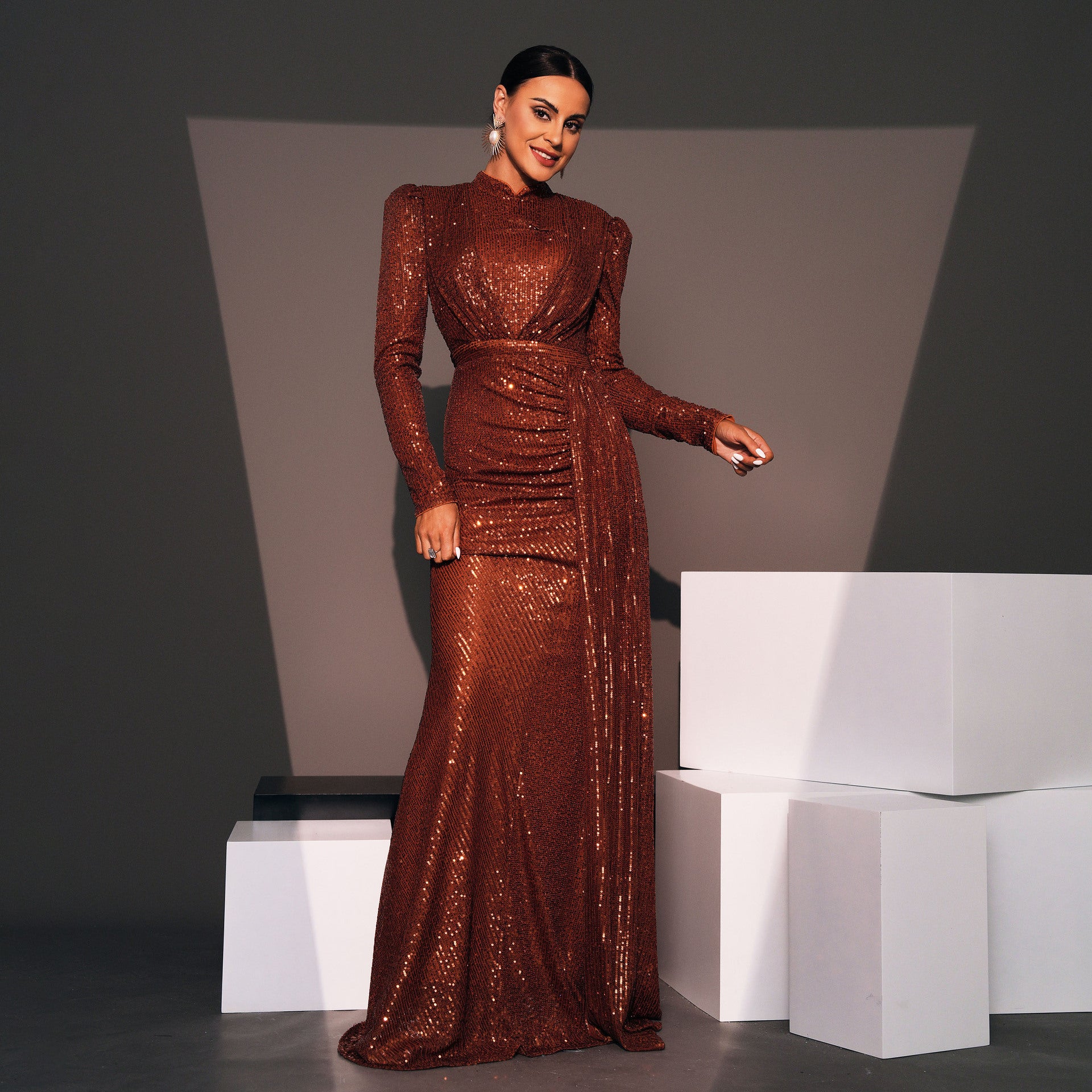 Long Sleeve Round Neck Sexy Slim Long Sequined Banquet Dress - X2-Shopping