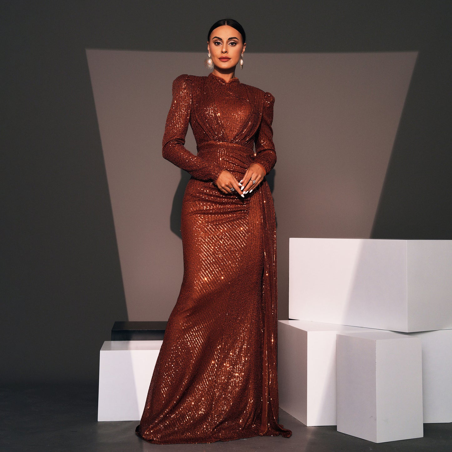 Long Sleeve Round Neck Sexy Slim Long Sequined Banquet Dress - X2-Shopping