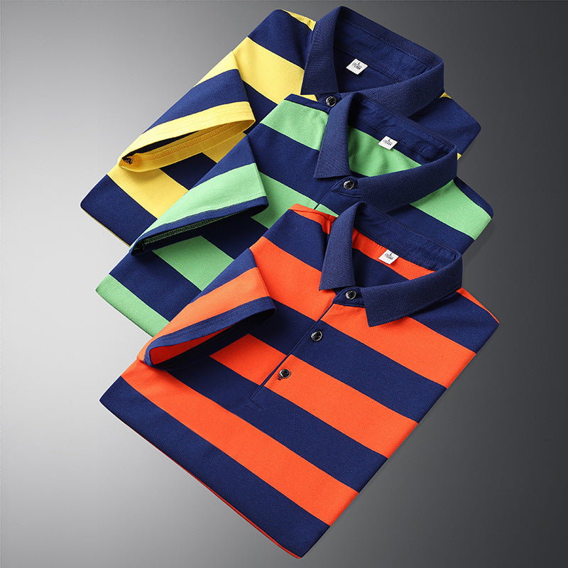 Lässiges gestreiftes T-Shirt mit halben Ärmeln für Herren