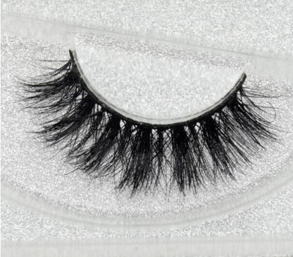 Künstliche Aurelia-Wimpern