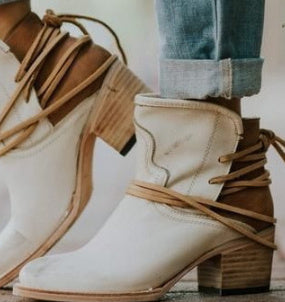 أحذية Slingback عالية الكعب للسيدات
