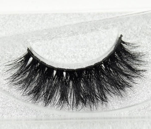 Künstliche Aurelia-Wimpern