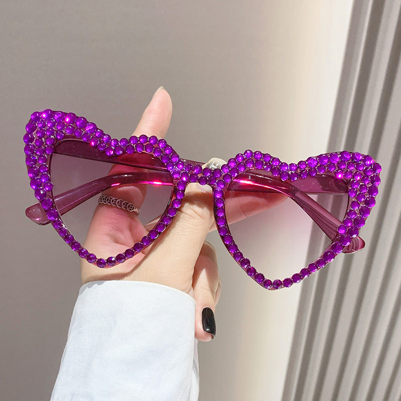 Female Cute Cat Eye Heart-shaped Sun Glasses - X2-Shopping
