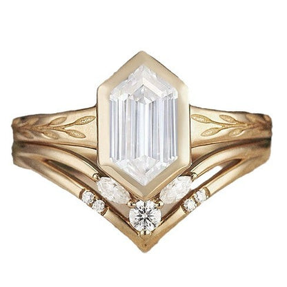 Gold Wheat Shape Rectangular Zircon Ring