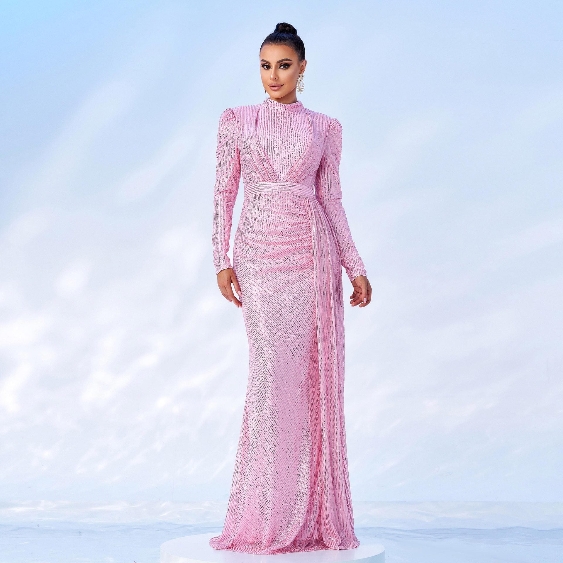 Long Sleeve Round Neck Sexy Slim Long Sequined Banquet Dress - X2-Shopping