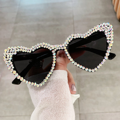 Female Cute Cat Eye Heart-shaped Sun Glasses - X2-Shopping